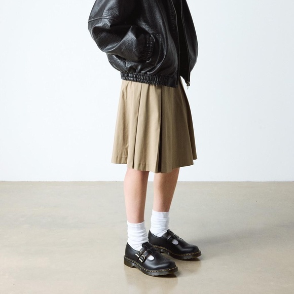 Dr. Martens '8065' Mary Jane - Picture 4 of 9